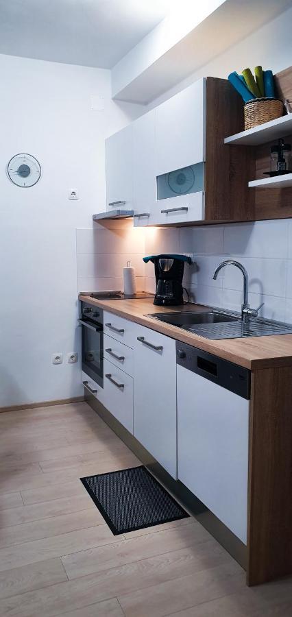 Radenka Zafron Apartment Vodice Luaran gambar