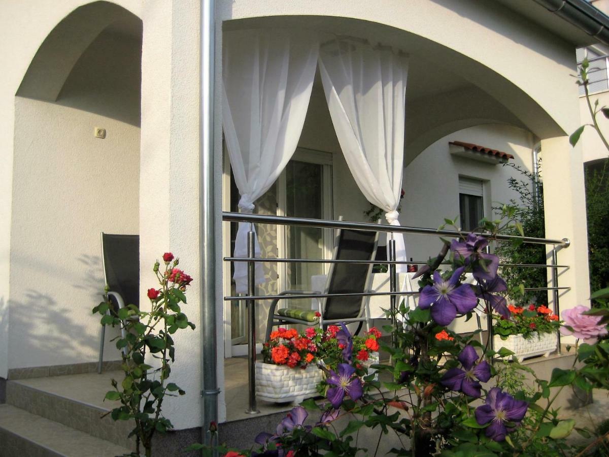 Radenka Zafron Apartment Vodice Luaran gambar