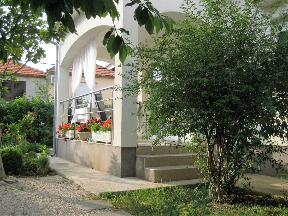 Radenka Zafron Apartment Vodice Luaran gambar