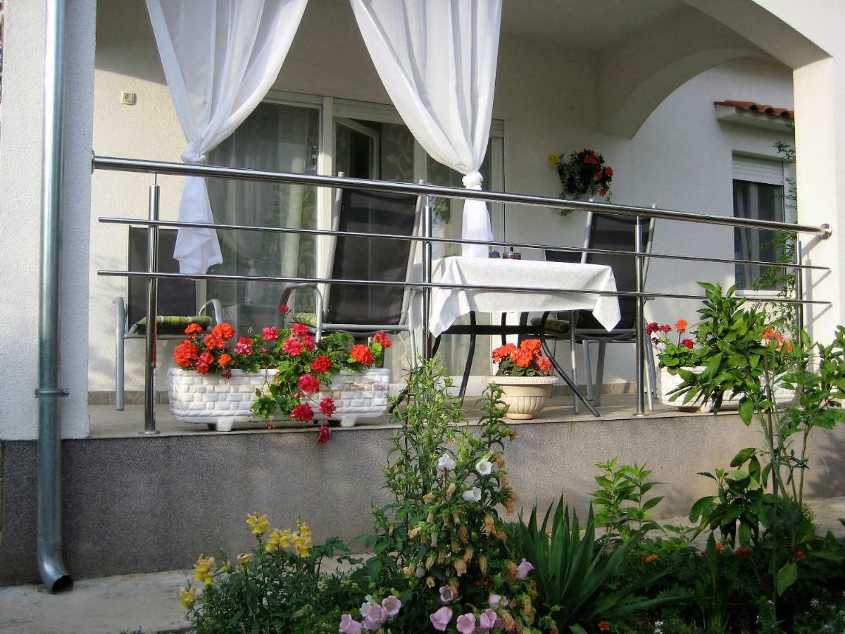 Radenka Zafron Apartment Vodice Luaran gambar